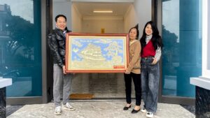 Nhà Việt Luxury bàn giao nhà cho Khách hàng